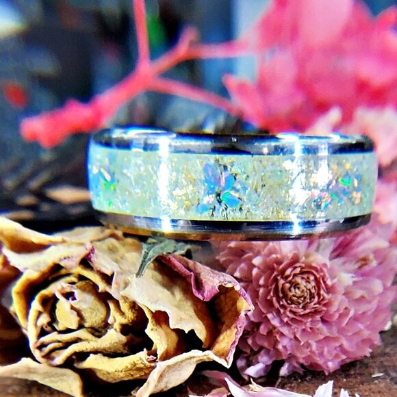 "Orchid Garden" Ring with Emeralds & Purple Opal - Picture 4 of 8